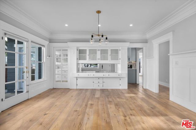 1828 W 43rd Place, Los Angeles CA: https://media.crmls.org/mediaz/6f1a78d6-1c2b-4adc-a0f3-e86726b67343.jpg