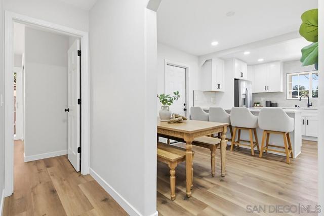 2604 Magnolia Ave, San Diego CA: https://media.crmls.org/mediaz/6f1a9022-cd5c-44f3-9ffc-0291e56279e8.jpg