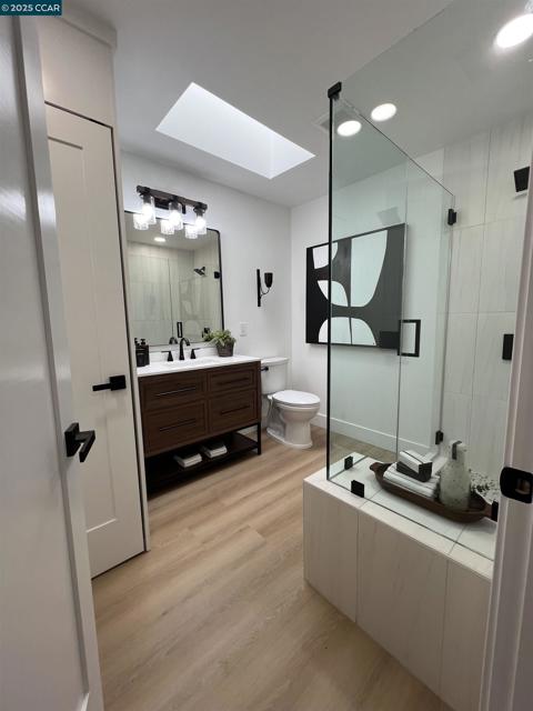2101 Golden Rain, Walnut Creek CA: https://media.crmls.org/mediaz/6f1ab908-0d00-4e26-ab13-7b52c148d36d.jpg