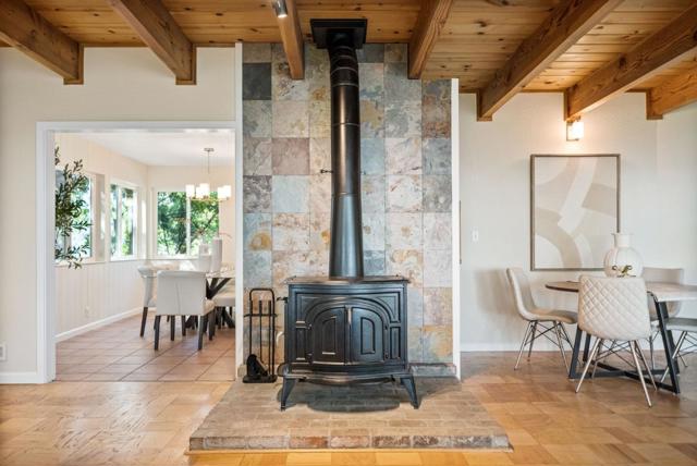 20243 Beatty Ridge Road, Los Gatos CA: https://media.crmls.org/mediaz/6f1bb744-0017-49f4-9f83-c1617ca9d8eb.jpg