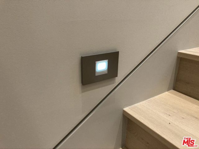 1625 18th Street, Manhattan Beach, California 90266, 4 Bedrooms Bedrooms, ,5 BathroomsBathrooms,Residential,For Sale,18th,26655945