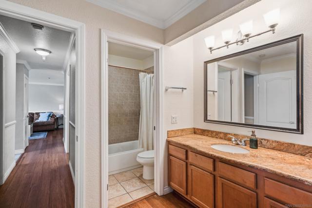 615 Fredricks ave, Oceanside CA: https://media.crmls.org/mediaz/6f1d0748-965b-4d30-b81a-b7a0a11d05be.jpg