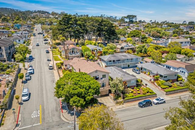 620624 Mcclellan Avenue, Monterey CA: https://media.crmls.org/mediaz/6f1d1366-ea0d-4280-a805-f447bdd69daf.jpg
