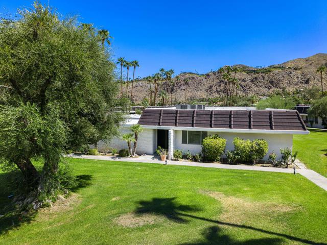 2515 E Jacaranda Road, Palm Springs CA: https://media.crmls.org/mediaz/6f1e886c-2eba-4e45-a1db-37ffb0ee1cf8.jpg