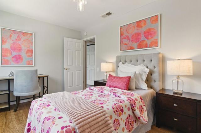 1347 Vintner Way, Pleasanton CA: https://media.crmls.org/mediaz/6f1ff7aa-73d2-4ece-90e0-4a42a69e1f46.jpg