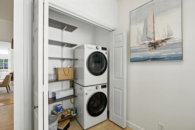 447 Homer Avenue, Palo Alto CA: https://media.crmls.org/mediaz/6f1ff8ec-f518-4fdf-be3e-a94f6d911b19.jpg