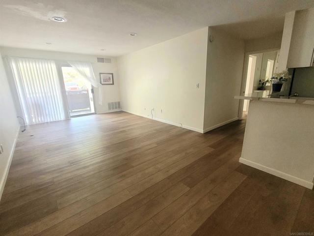 1621 Hotel Circle S, San Diego CA: https://media.crmls.org/mediaz/6f214653-b3b9-4ffb-a120-e5710f93db45.jpg