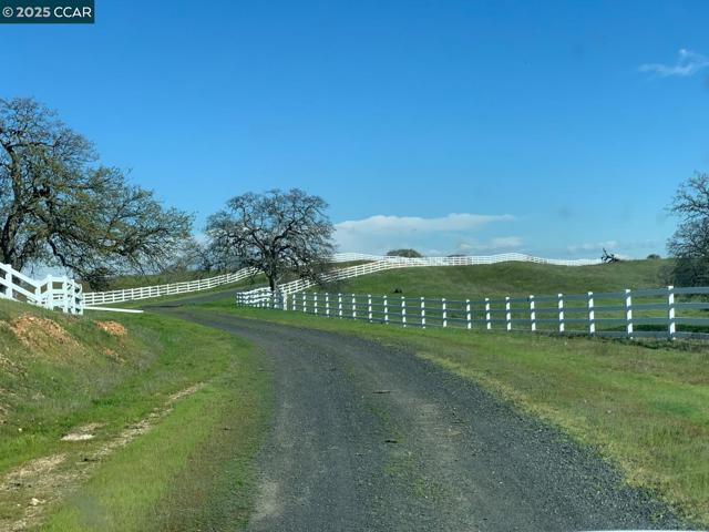 Details for 12 Frenchbar Road, La Grange, CA 95329