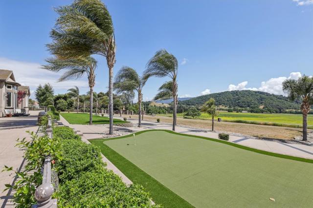 2995 Day Road, Gilroy CA: https://media.crmls.org/mediaz/6f21f877-f6af-4c24-bcd8-290d63853251.jpg