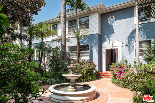 1135 26th Street, D photo 2