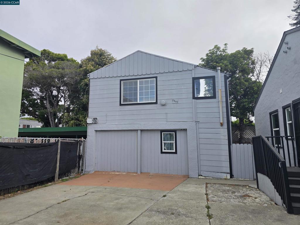 2347 Roosevelt Avenue