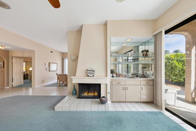 48121 Cll Seranas, La Quinta CA: https://media.crmls.org/mediaz/6f23da51-2198-43bb-867f-95e87a8d6df8.jpg
