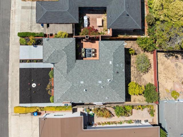 2321 Gloria Street, El Cerrito CA: https://media.crmls.org/mediaz/6f2424b8-a2a3-416d-9174-56898c1647e3.jpg