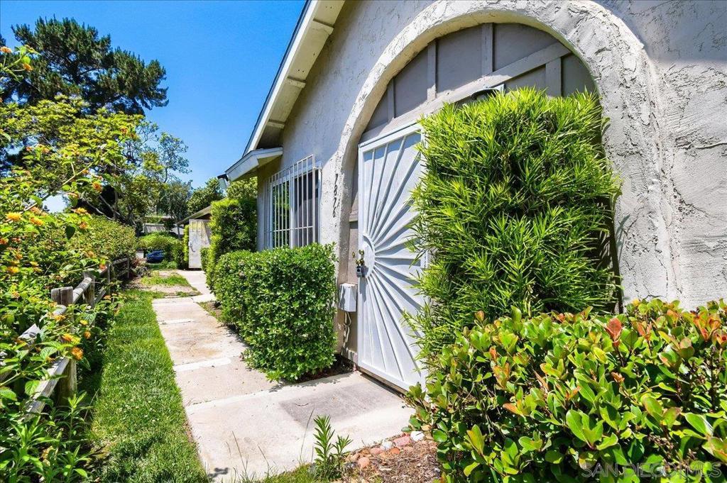7876 Camino Huerta - photo 2