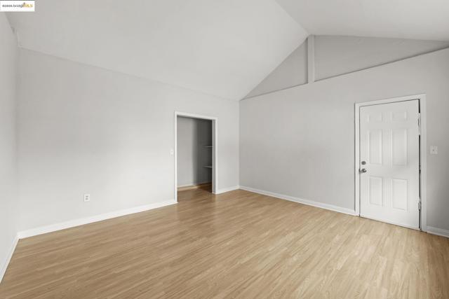 1311 87Th Ave, Oakland CA: https://media.crmls.org/mediaz/6f277ad2-4f8e-4451-bd7c-806eba513d70.jpg