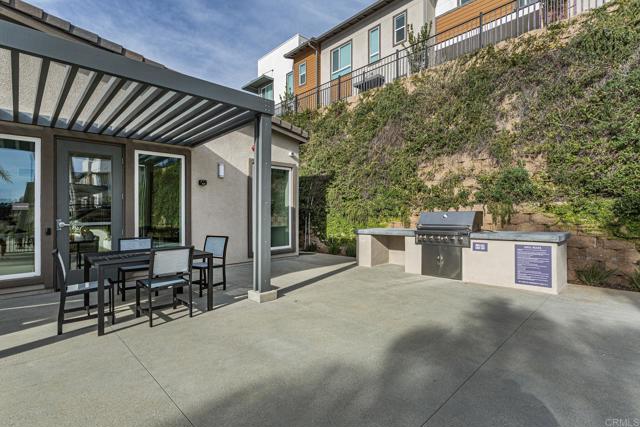 Detail Gallery Image 38 of 43 For 958 Foxwood Ln, Vista,  CA 92081 - 1 Beds | 2 Baths