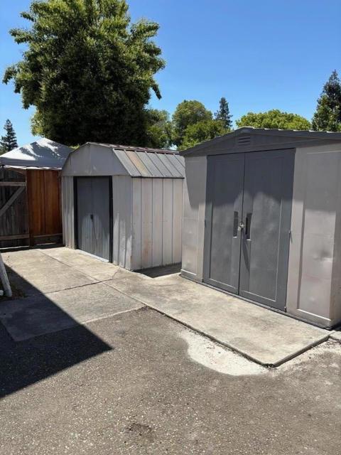 4983 Edgar Court, San Jose CA: https://media.crmls.org/mediaz/6f28072d-0688-43f0-aebd-0ee4915bc0de.jpg
