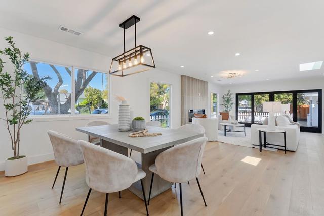 827 S Idaho Street, San Mateo CA: https://media.crmls.org/mediaz/6f282498-3a2a-4e13-8659-281aeb1c53db.jpg