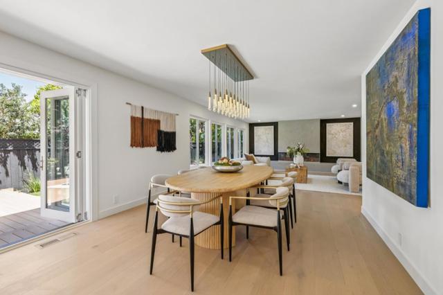 3706 Laurel Way, Redwood City CA: https://media.crmls.org/mediaz/6f28ed71-1c97-4e2a-a743-dcb907acc1ff.jpg