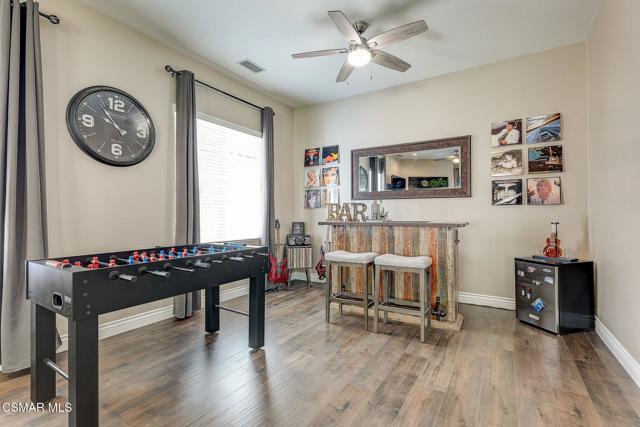 28097 Promontory Lane, Valencia CA: https://media.crmls.org/mediaz/6f298712-c4ee-4ef0-ad2b-e1cb87014821.jpg