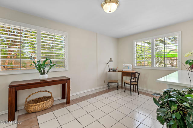 17627 Vincennes Street, Northridge CA: https://media.crmls.org/mediaz/6f2a3fa6-9814-4aef-9e41-e8fa5cc67777.jpg