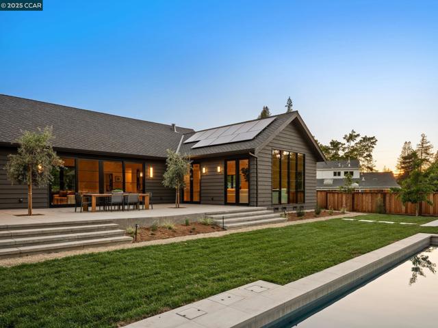 3364 Las Huertas Rd, Lafayette CA: https://media.crmls.org/mediaz/6f2a7341-10b7-4399-b911-29e3f3d77308.jpg