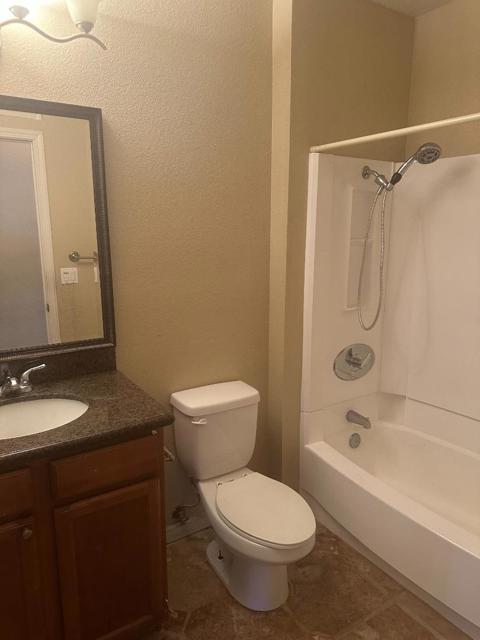 3695 Stevenson Boulevard, Fremont CA: https://media.crmls.org/mediaz/6f2ab78b-42e8-4d10-b86f-b61f34f3827d.jpg