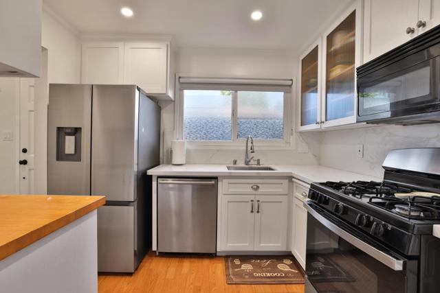 42955 Corte Verde, Fremont CA: https://media.crmls.org/mediaz/6f2ab80c-04ec-4eb7-9c70-d4bb9e051098.jpg