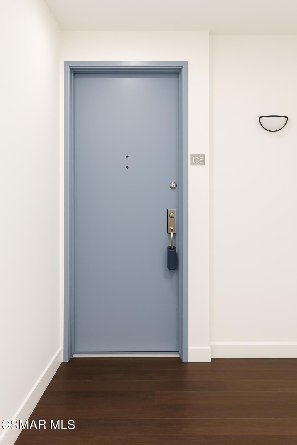 https://media.crmls.org/mediaz/6f2ba462-e776-4873-85dc-ef3dde4fcb6c.jpg?preset=X-Large