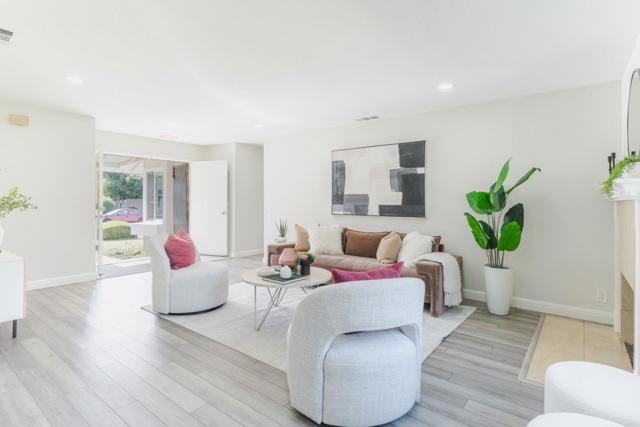 4898 Rue Bordeaux, San Jose CA: https://media.crmls.org/mediaz/6f2baad3-4659-46e8-9b1b-2ec730318fd5.jpg