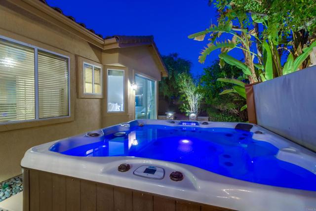 375 Camino Bailen, Escondido CA: https://media.crmls.org/mediaz/6f2cffae-1ae4-4f29-9fb6-9b7bbe1c22f0.jpg