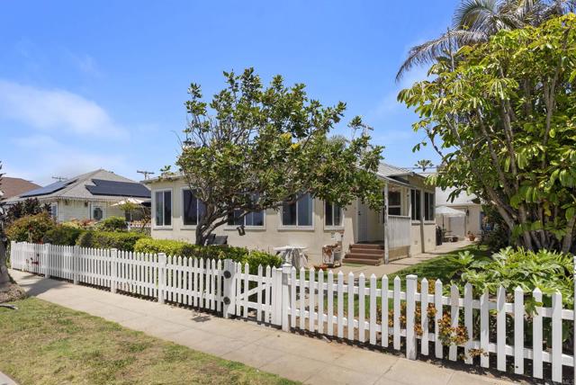 Detail Gallery Image 5 of 42 For 618 S Pacific St, Oceanside,  CA 92054 - 3 Beds | 2 Baths