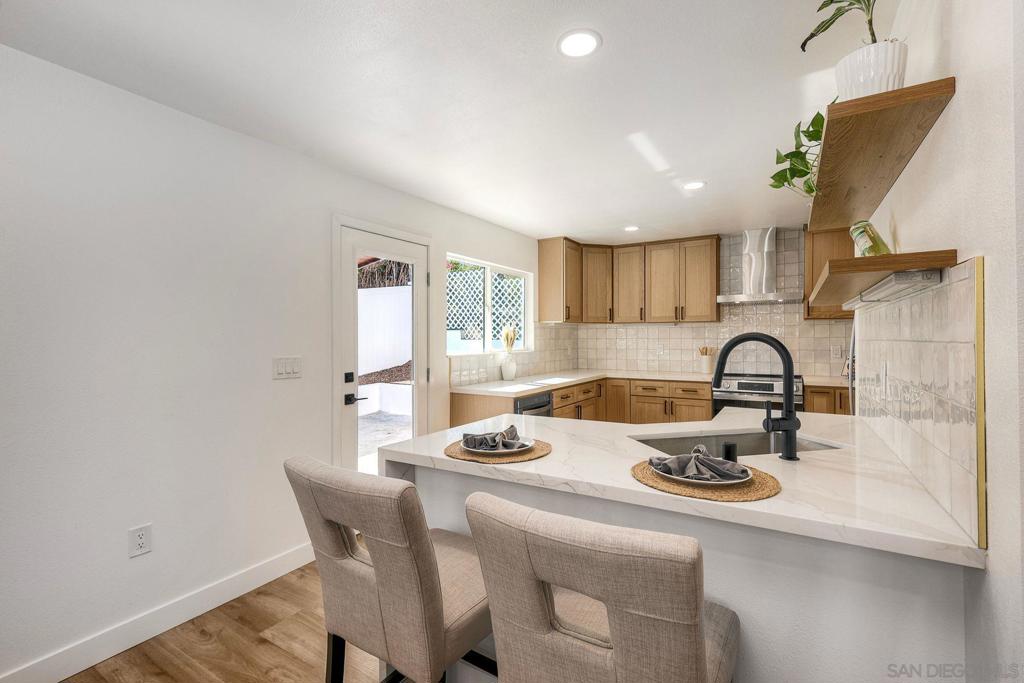 MLS #250041090SD image #9