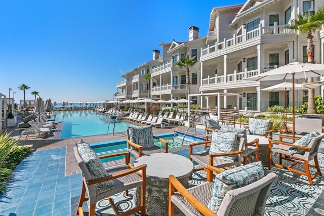 1500 Orange Ave, Coronado CA: https://media.crmls.org/mediaz/6f31b8da-a2b3-4dd7-ab3e-7b6eae7446c9.jpg