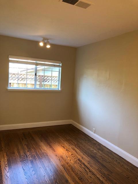 555 Paco Drive, Los Altos CA: https://media.crmls.org/mediaz/6f31cc62-93e0-42fa-be9f-033d9f8a71a1.jpg