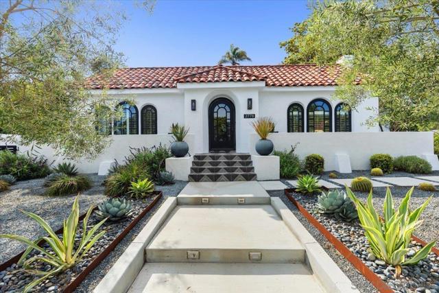 2778 Rosecrans St, San Diego CA: https://media.crmls.org/mediaz/6f31e991-689f-4975-ba94-396bc473bfde.jpg