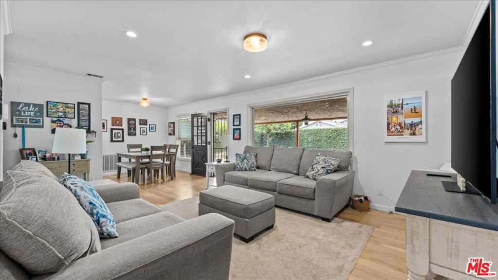 MLS #26864381 image #3