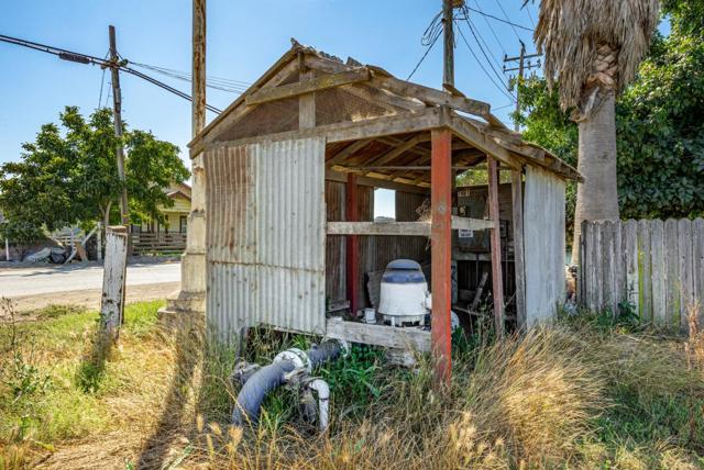 138 San Miguel Canyon Road, Royal Oaks CA: https://media.crmls.org/mediaz/6f359002-e497-42c6-853c-8d3d5c239f81.jpg