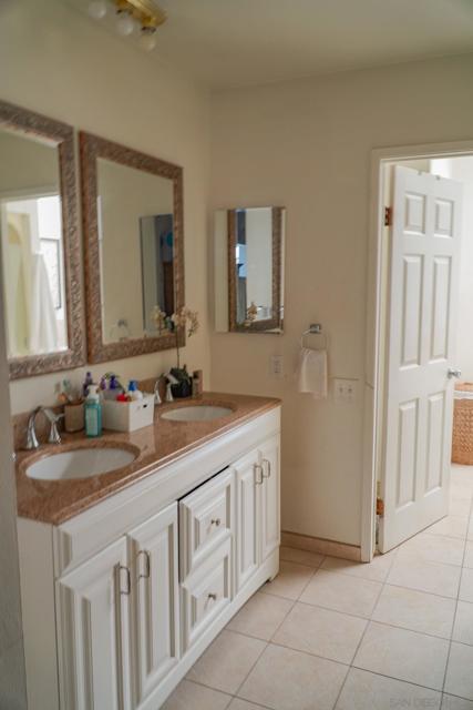 1141 47 Reed Ave, San Diego CA: https://media.crmls.org/mediaz/6f35e532-acb0-459d-bf4f-24c04a62fdd7.jpg