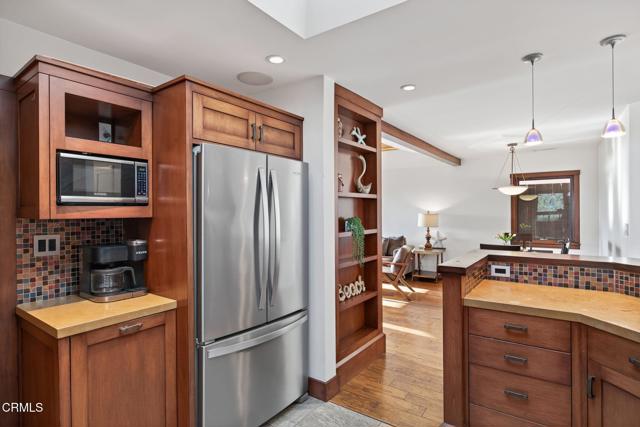 Detail Gallery Image 14 of 57 For 2916 Lakeshore Ct, Oxnard,  CA 93035 - 4 Beds | 3 Baths