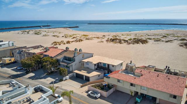3289 Ocean Drive, Oxnard CA: https://media.crmls.org/mediaz/6f3761e4-df2b-405d-8d68-cde0526fa11d.jpg