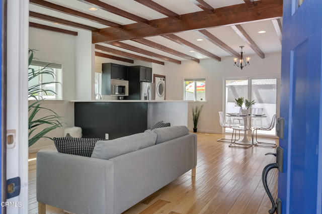 3031 Field Avenue, Los Angeles, CA, 90016 3031 Field Avenue, Los Angeles, CA, 90016