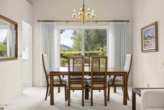 Detail Gallery Image 9 of 39 For 2467 Ridgebrook Pl, Thousand Oaks,  CA 91362 - 3 Beds | 2/1 Baths