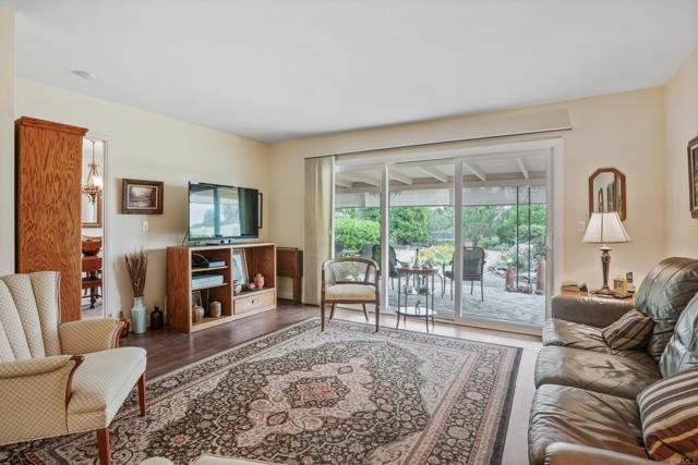 6034 Wenrich Drive, San Diego CA: https://media.crmls.org/mediaz/6f391c95-e49a-4637-be52-9993abf18bfb.jpg