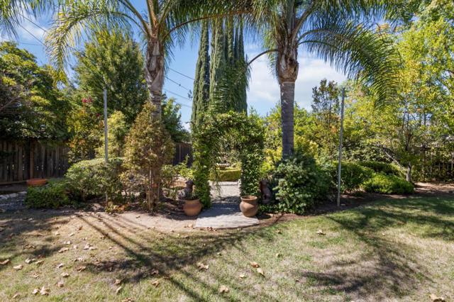 3303 Pope Avenue, Sacramento CA: https://media.crmls.org/mediaz/6f3975f9-c640-446d-9eb6-1d2fb8f85ff3.jpg