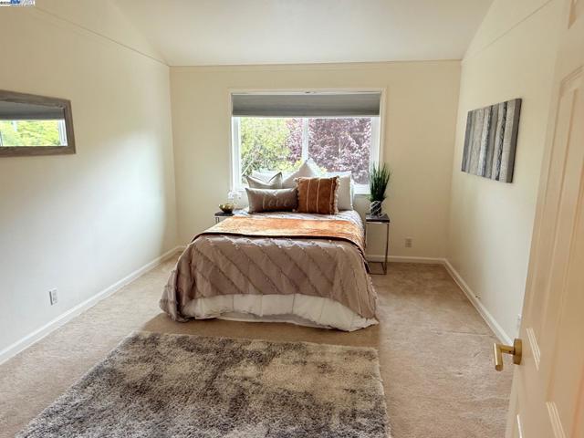 3050 Benjamin Grn, Fremont CA: https://media.crmls.org/mediaz/6f39d9bd-0d39-466b-a1eb-6b951b6310eb.jpg