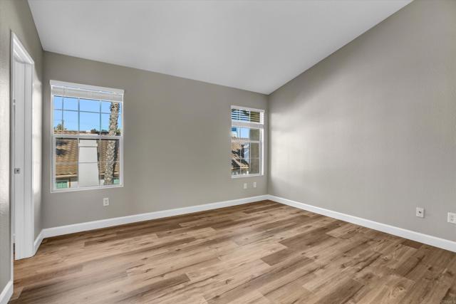 Image 16 of 38 For 10292 Wateridge Circle 253