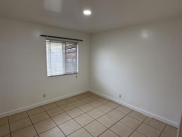 Image 7 of 12 For 9871 Valencia Drive B