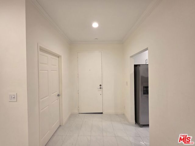12000 Goshen Avenue, Los Angeles CA: https://media.crmls.org/mediaz/6f3bf8de-3a9d-401d-8268-0bba496552d6.jpg