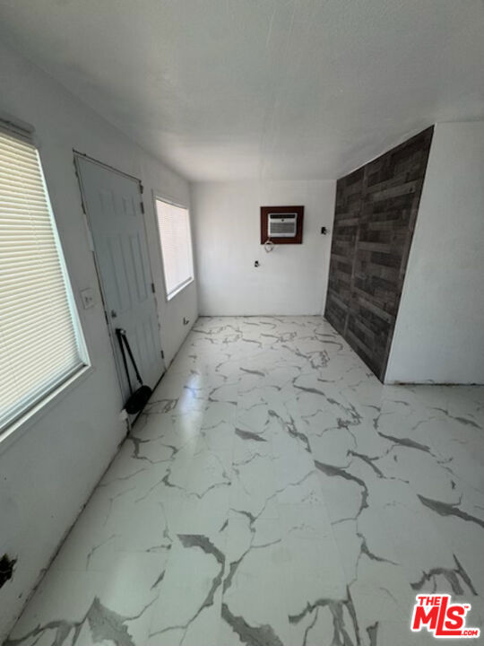 441 F Street, Needles CA: https://media.crmls.org/mediaz/6f3ca4cd-d68d-432f-955e-97c6ba042fb3.jpg